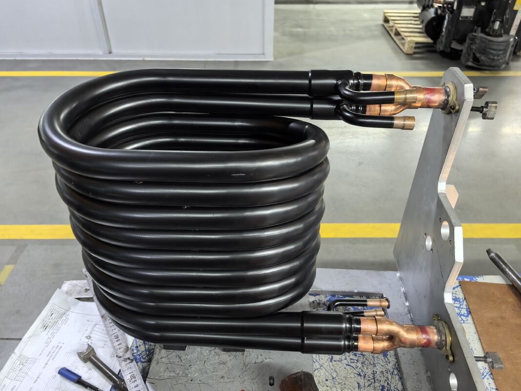 Конденсатор теплового насоса с длиной трубы от 1 до 10 метров с прочной толщиной пластины 4 мм, подходящий для промышленного теплообмена