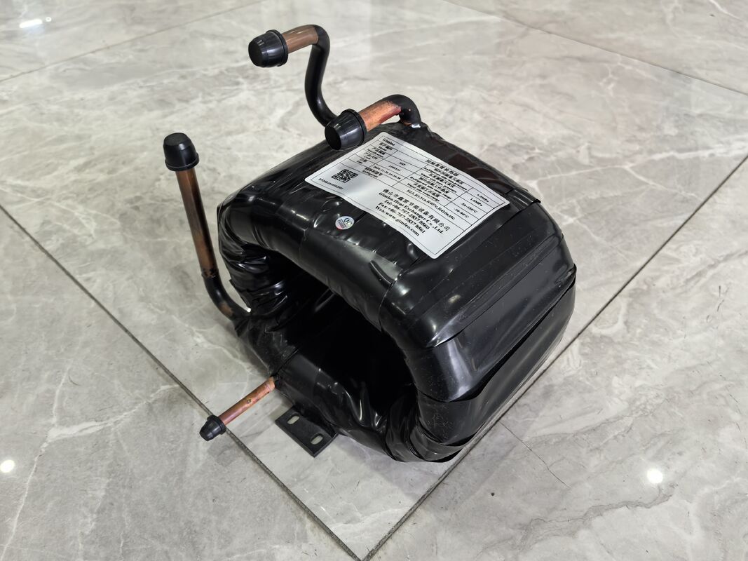 Давление воды 1,0 МПа Коаксиальный теплообменник, предлагающий толщину стенки трубы от 1,2 до 2,0 мм и вертикальную или горизонтальную ориентацию установки для охлаждения